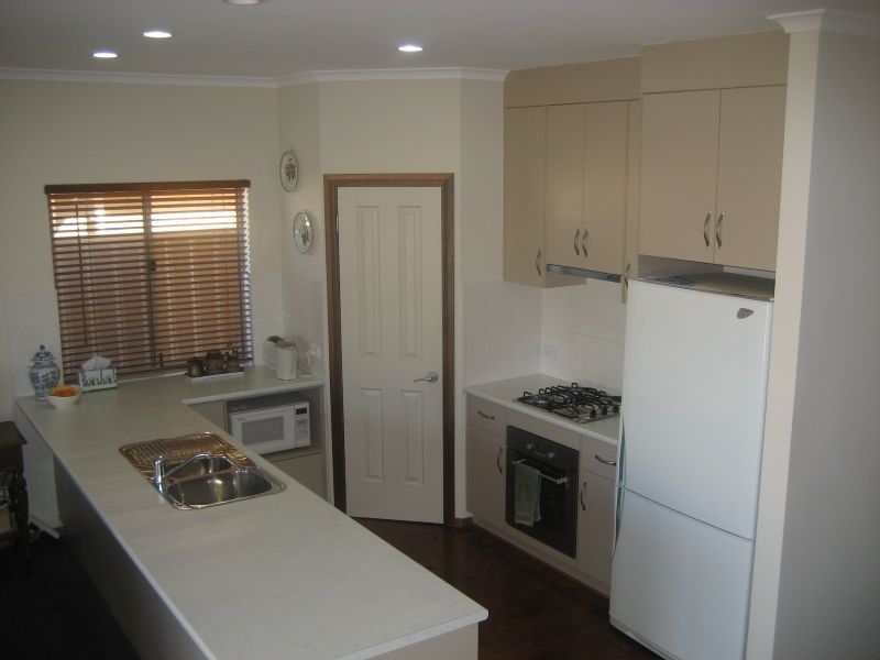 8 Kimvu Court, Munno Para West SA 5115