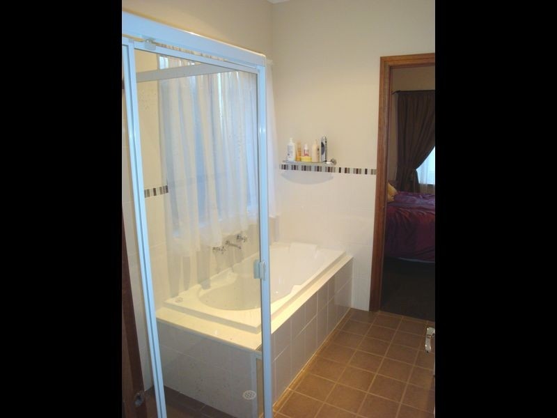 8 Kimvu Court, Munno Para West SA 5115