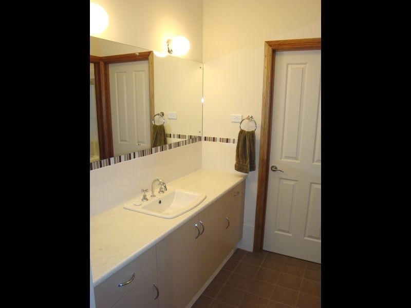 8 Kimvu Court, Munno Para West SA 5115