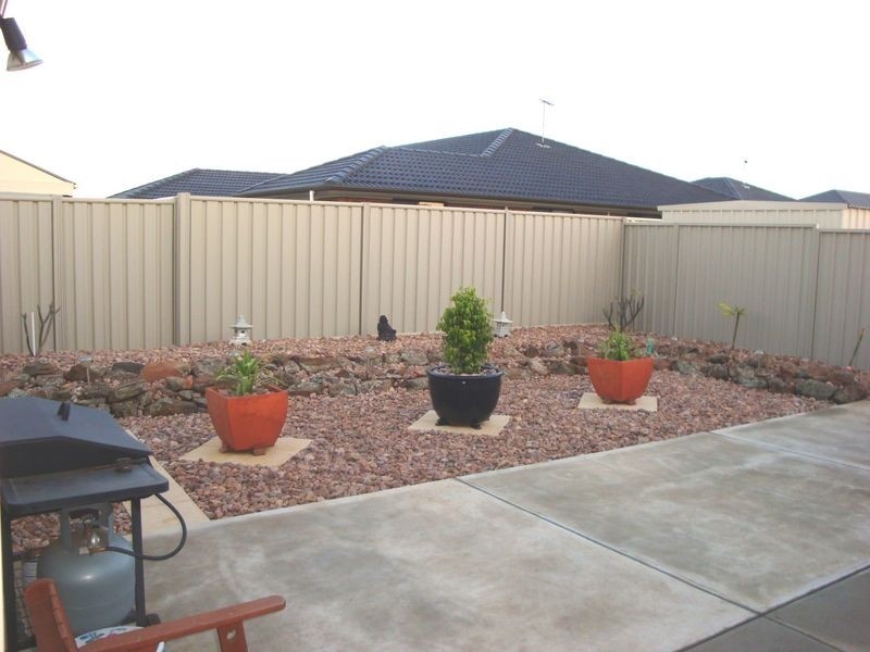 8 Kimvu Court, Munno Para West SA 5115