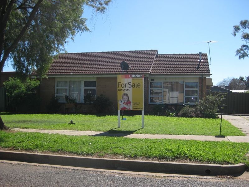18 Hinsley Road, Smithfield Plains SA 5114