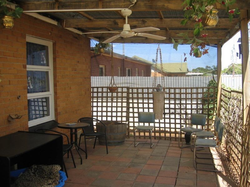 18 Hinsley Road, Smithfield Plains SA 5114