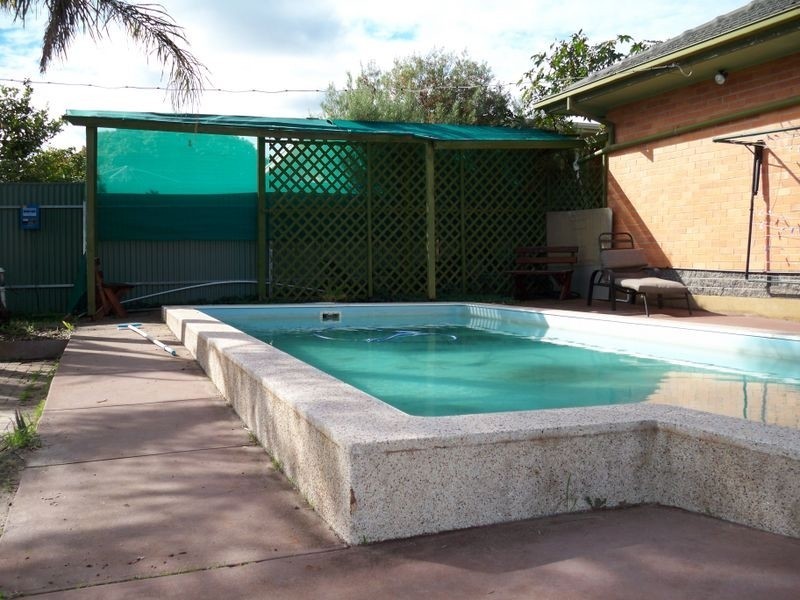 38 Todd Road, Para Hills SA 5096