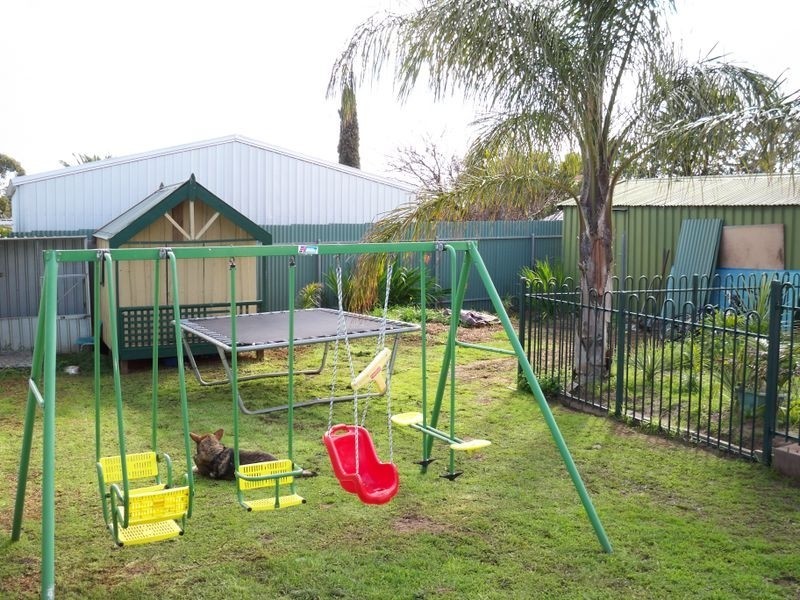 38 Todd Road, Para Hills SA 5096