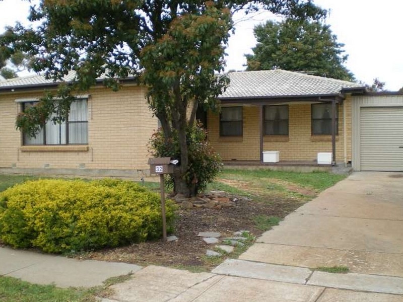 32 Beaminster Road, Elizabeth Park SA 5113