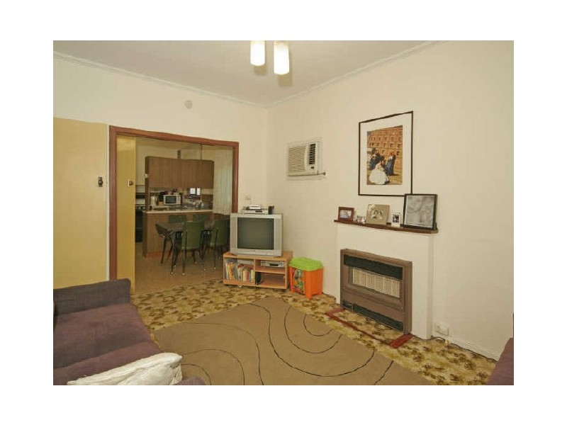 24 Solvay Road, Taperoo SA 5017