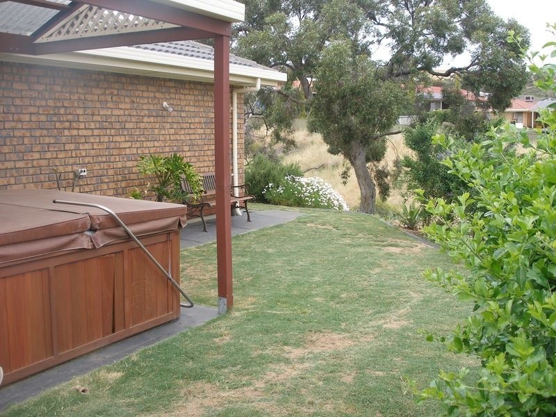 8 Hammond Close, Hillbank SA 5112