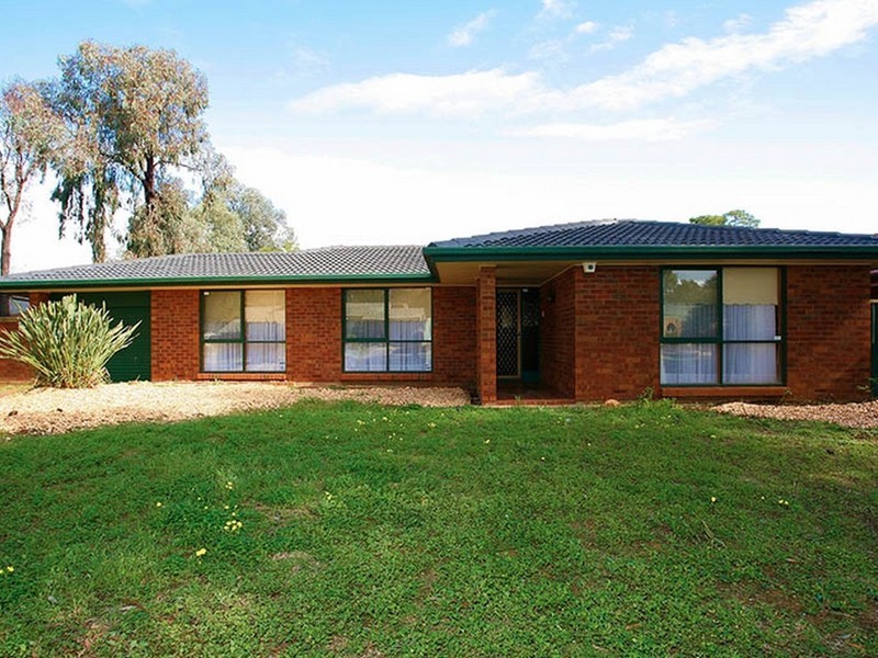 16 Galleon Drive, Paralowie SA 5108