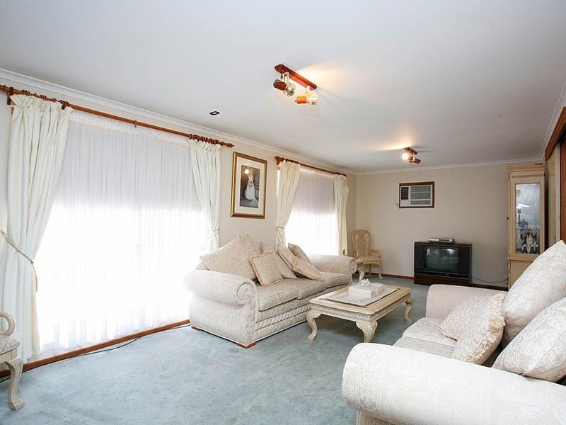 16 Galleon Drive, Paralowie SA 5108