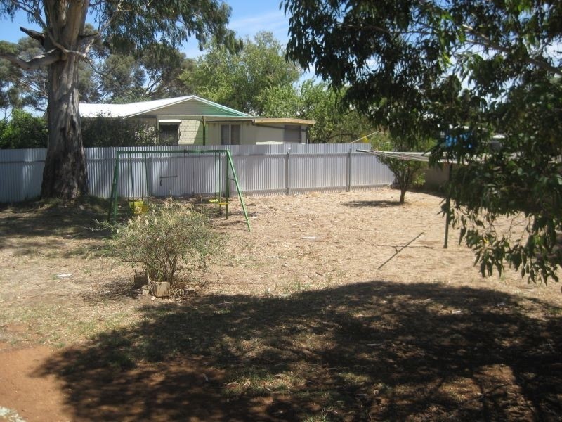 8 Parham Street, Elizabeth Downs SA 5113