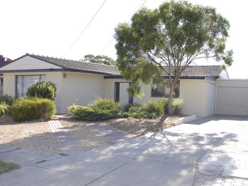 35 Daphne Street, Salisbury East SA 5109