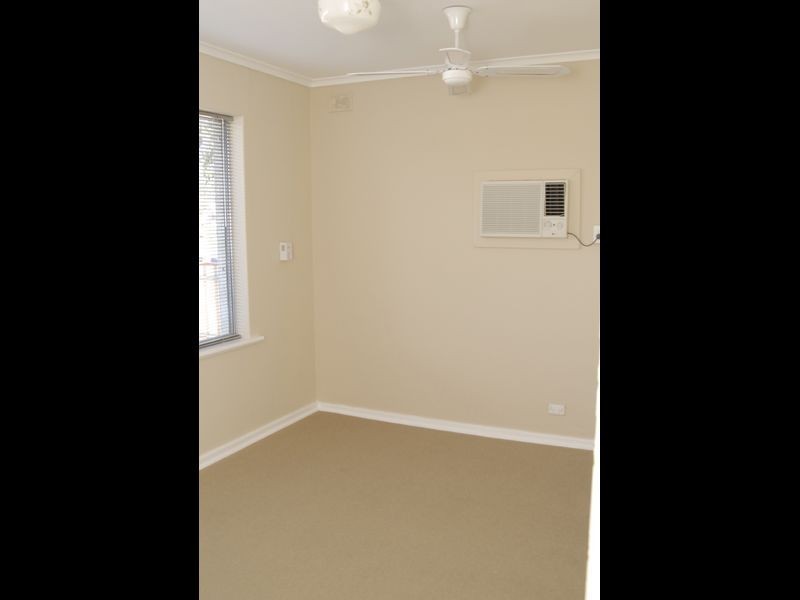 35 Daphne Street, Salisbury East SA 5109