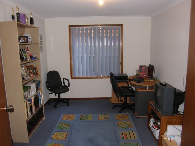 92 President Avenue, Andrews Farm SA 5114