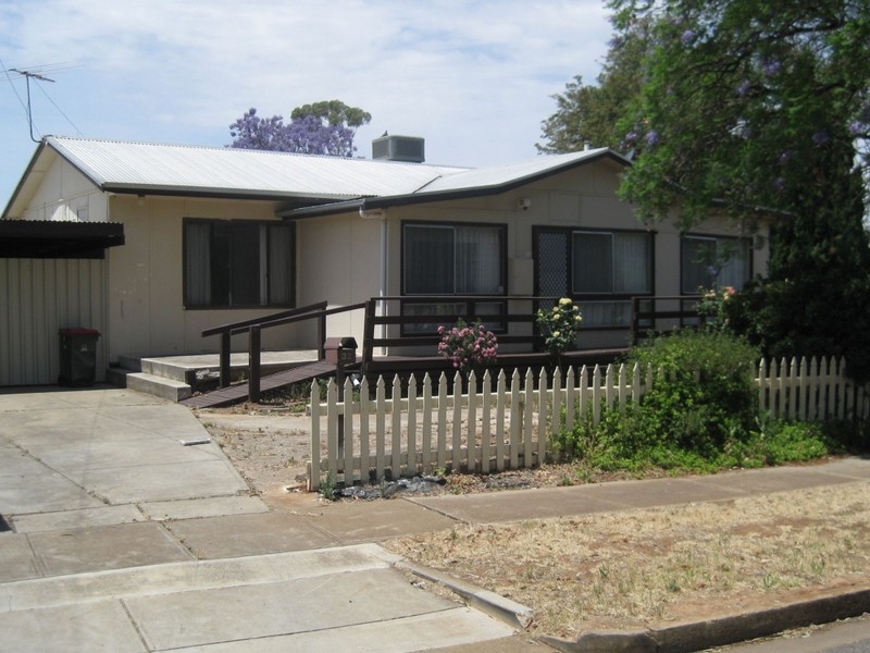 32 Patterson Road, Elizabeth Park SA 5113