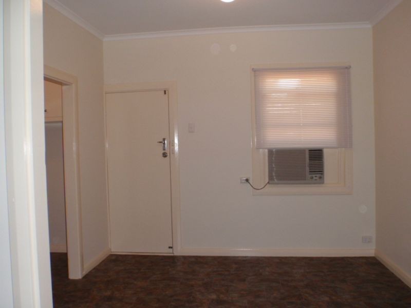 16 Halsey Road, Elizabeth East SA 5112