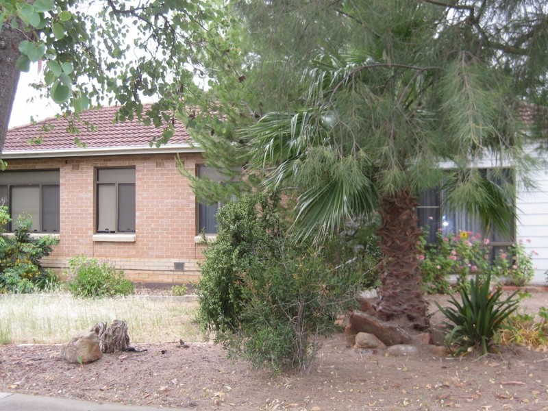 13 Dockett Road, Elizabeth Downs SA 5113