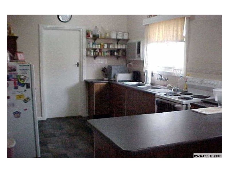 21 St Leonard Crescent, Elizabeth Downs SA 5113