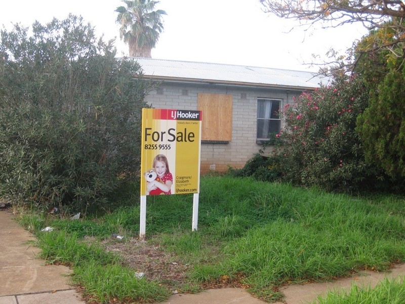 30 Roberts Crescent, Smithfield Plains SA 5114