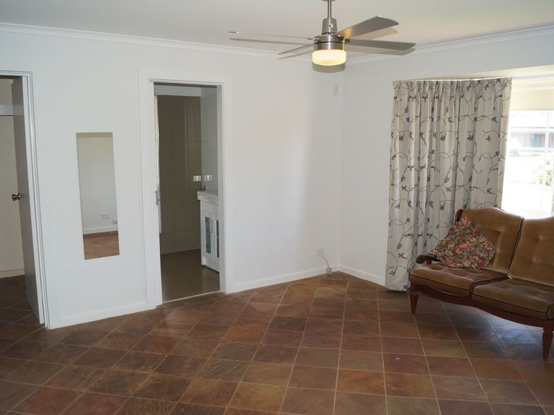 8 Whitelaws Court, Angle Vale SA 5117