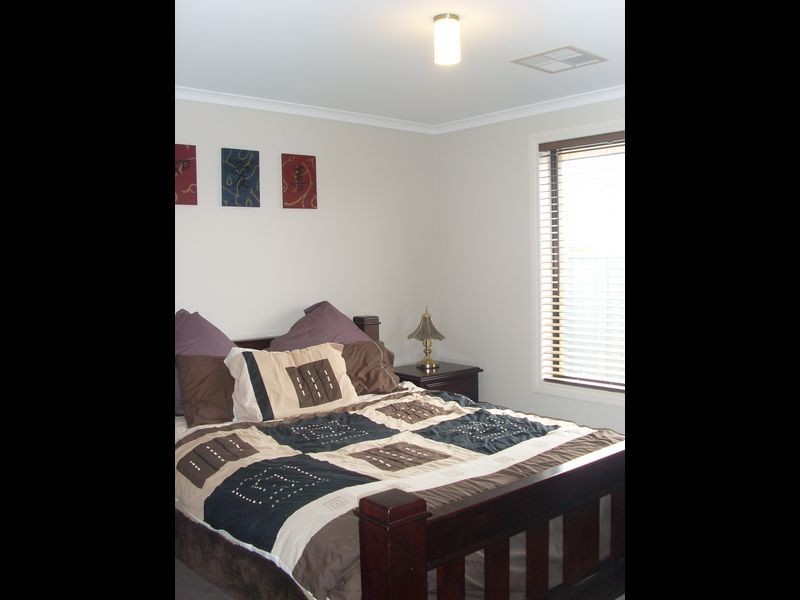 42 Trafalgar Drive, Elizabeth Park SA 5113