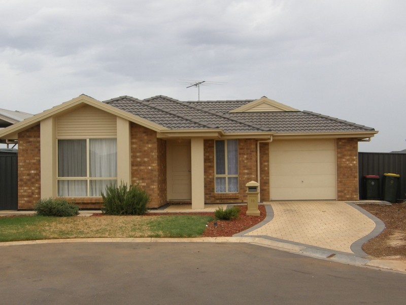 10 Albert Court, Andrews Farm SA 5114