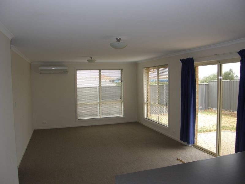 10 Albert Court, Andrews Farm SA 5114