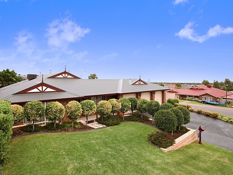 6 Frances Court, Blakeview SA 5114