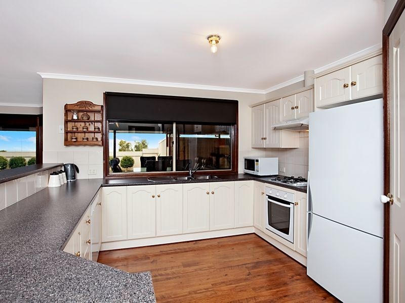 6 Frances Court, Blakeview SA 5114