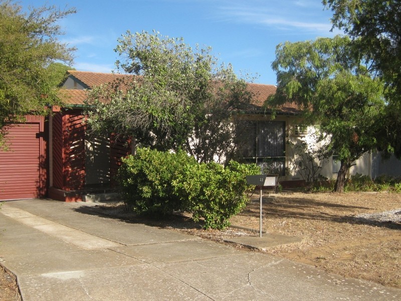 22 Paginton Crescent, Elizabeth East SA 5112