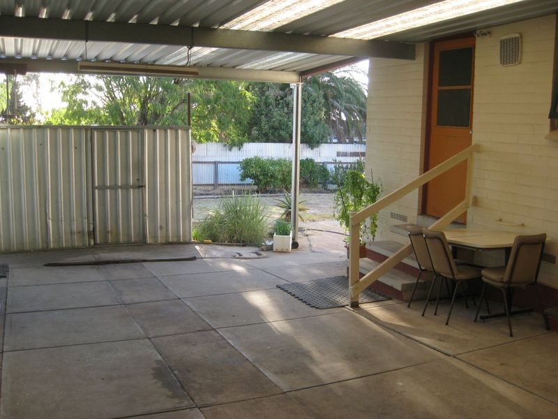 22 Paginton Crescent, Elizabeth East SA 5112