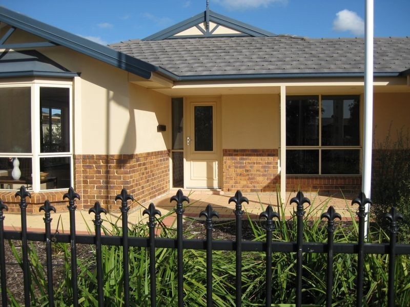 22 Strathaird Boulevard, Smithfield SA 5114