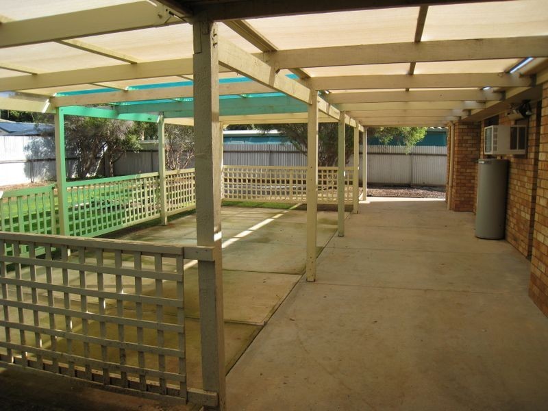 16 Carabeen Crescent, Andrews Farm SA 5114