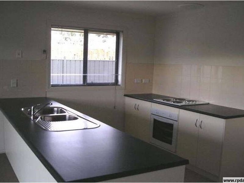33 Hamra Drive, Smithfield SA 5114