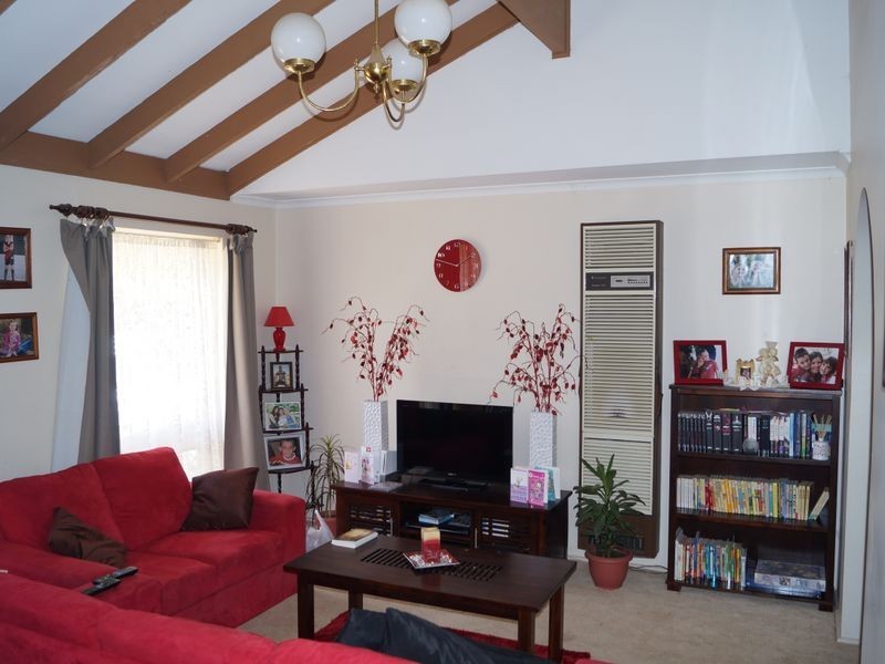 9 Sanders Way, Willaston SA 5118