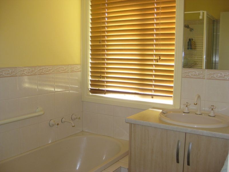 17 Lakeridge Court, Burton SA 5110