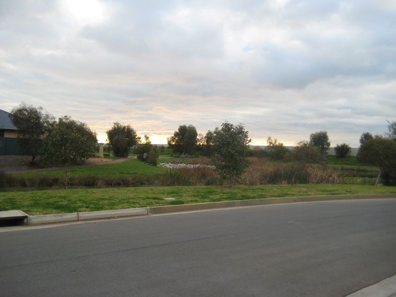 17 Lakeridge Court, Burton SA 5110