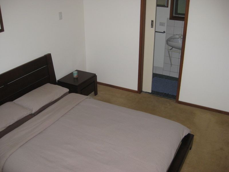 8 Haslam Crescent, Elizabeth Vale SA 5112