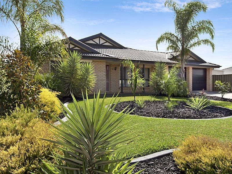 98 President Avenue, Andrews Farm SA 5114