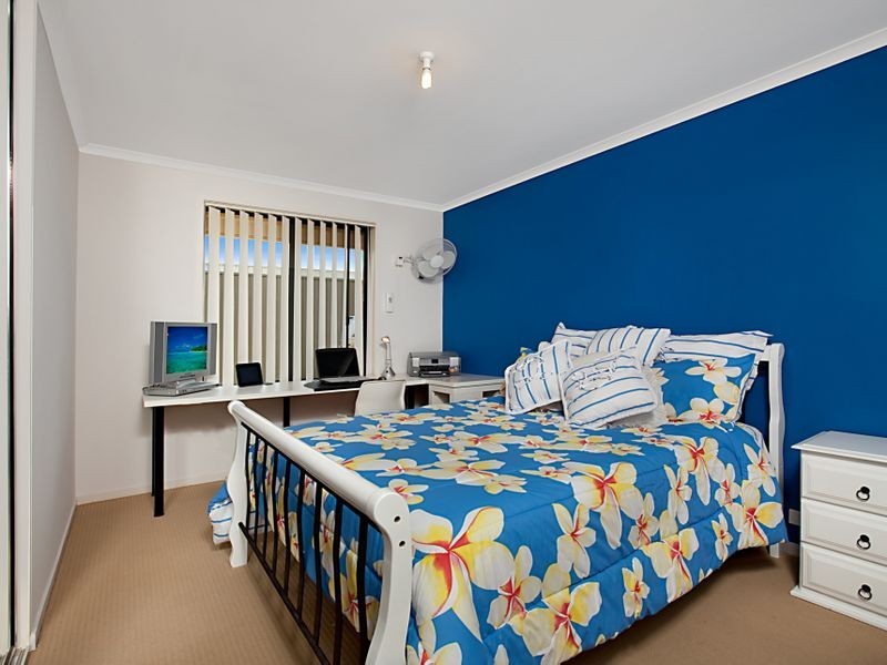 98 President Avenue, Andrews Farm SA 5114