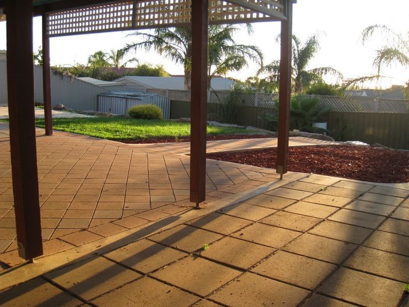 91 Highfield Drive, Hillbank SA 5112