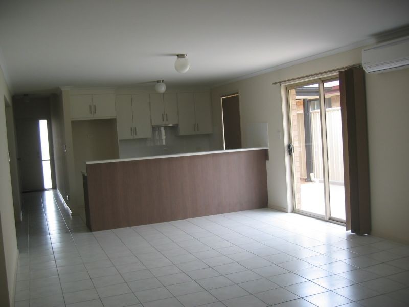 18 Strathmore Avenue, Smithfield SA 5114