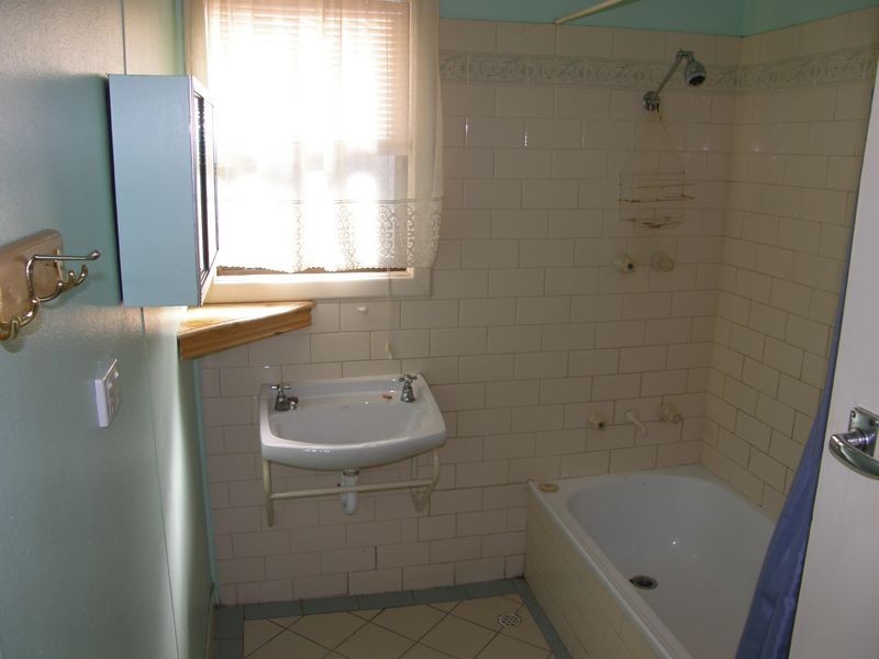 20 Whitford Road, Elizabeth South SA 5112