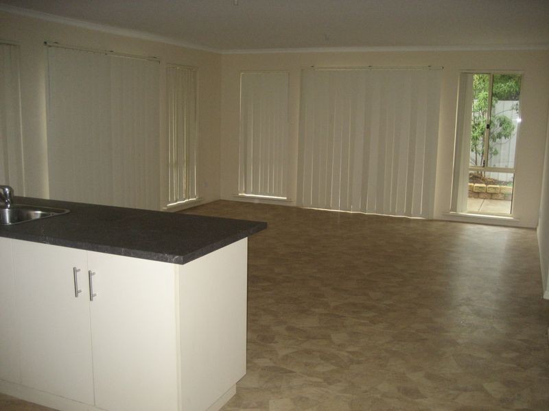 2 Bowood Street, Elizabeth Park SA 5113