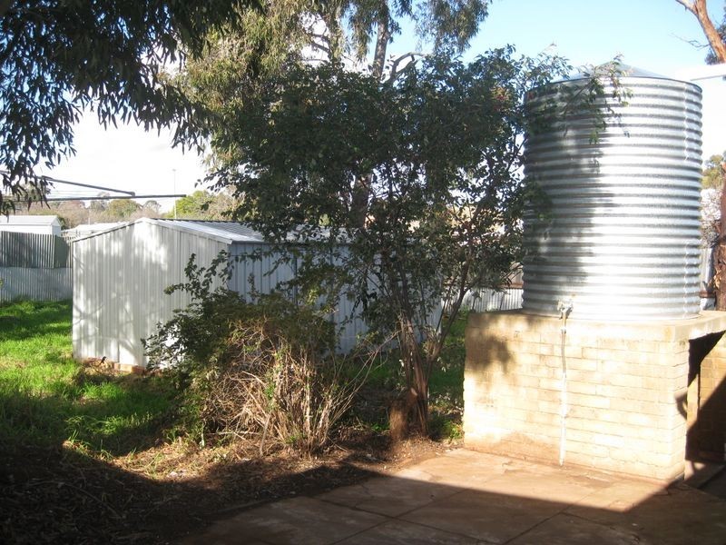 2 Chillingworth Road, Elizabeth East SA 5112