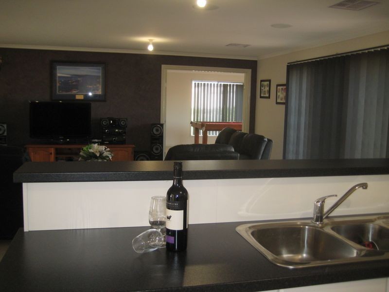 10 Broster Road, Angle Vale SA 5117