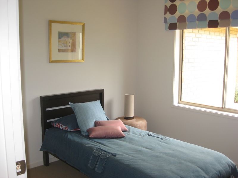 13 Arcadia Drive, Smithfield SA 5114