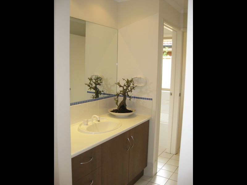 13 Arcadia Drive, Smithfield SA 5114