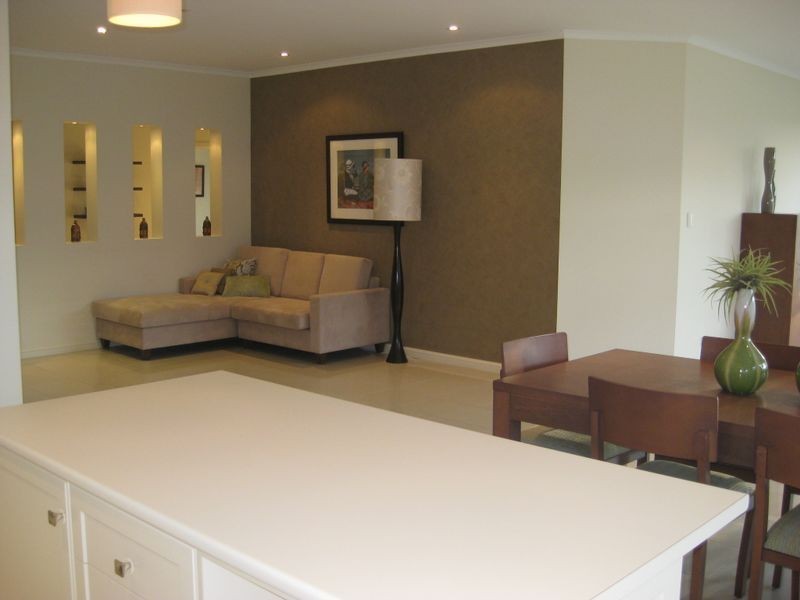 17 Arcadia Drive, Smithfield SA 5114