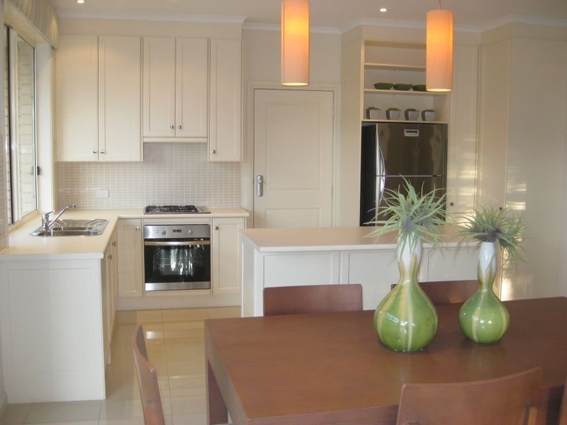 17 Arcadia Drive, Smithfield SA 5114