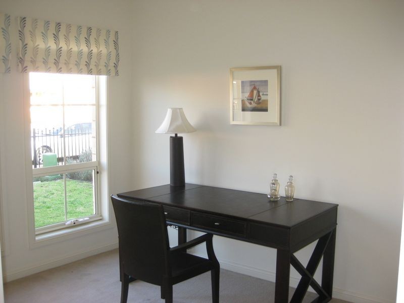 17 Arcadia Drive, Smithfield SA 5114